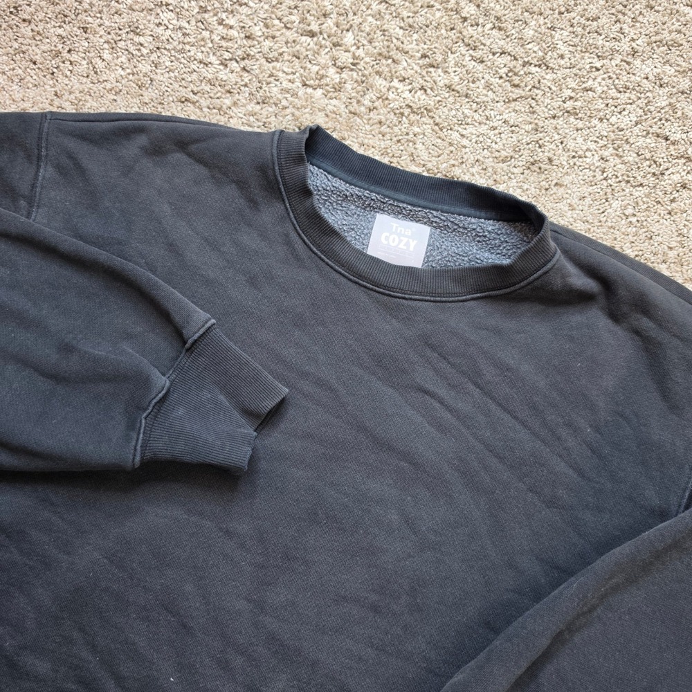 Aritzia Tna Cozy Fleece‎ Sweatshirt Womens 1 Black Crewneck Outdoor Sweater